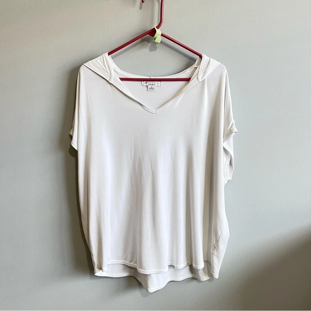 Liz Claiborne Weekend XL White Hooded Cap Sleeve Hi-Low Hem Top